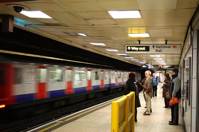 V Londýně zatím seznamovací metro nemají